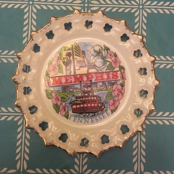 VINTAGE Decorative Memphis plate. - Picture 1 of 4